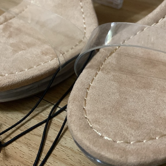 Forever 21 Clear Vinyl Lucite Block Heels - Picture 3 of 13